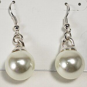 Women's Stylish Polished Silver tone Drop Dangle Design Beaded Earrings